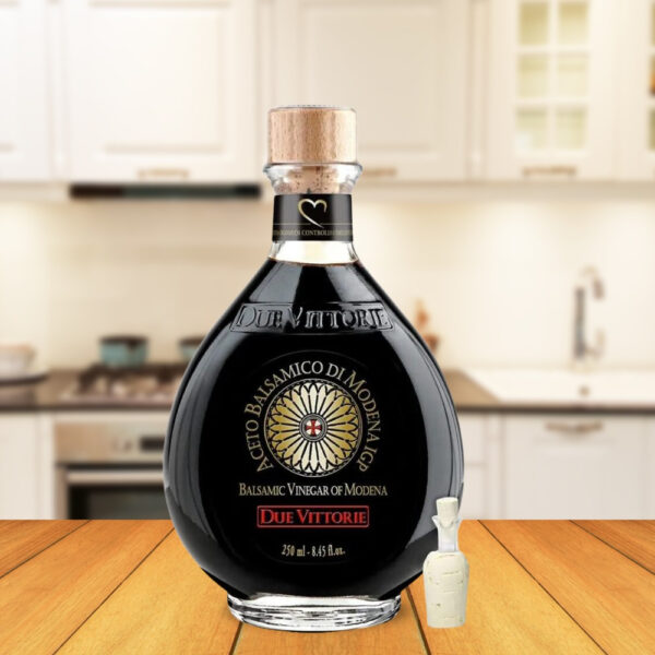 Due Vittorie Premium Edition Balsamic Vinegar 2