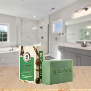La Chinata Handcrafted Soap with Aloe and Camomile 1
